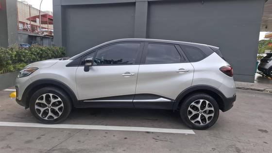 RENAULT CAPTUR 1.6 16V SCE FLEX INTENSE X-TRONIC